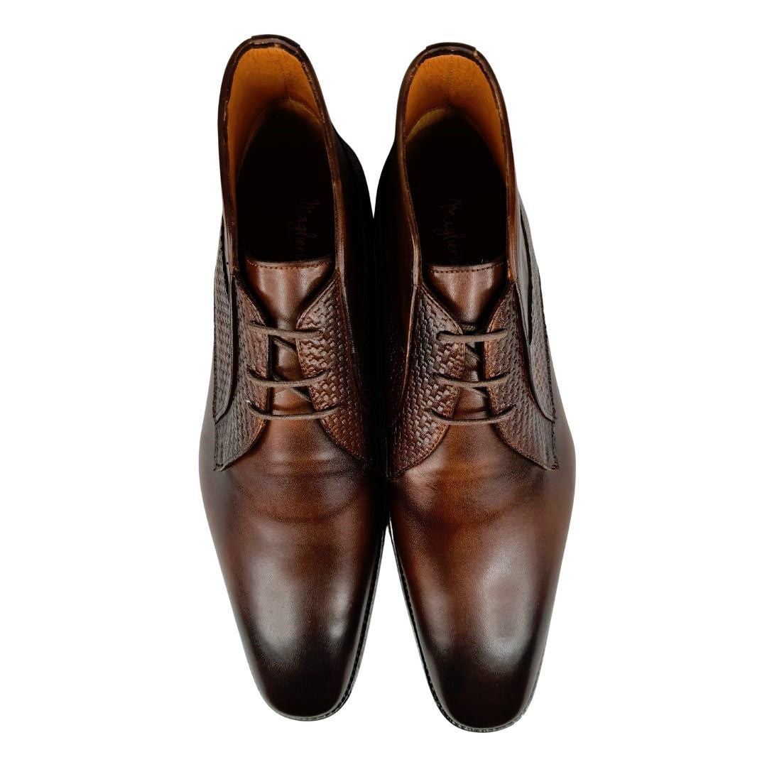 Chukka HOWARD