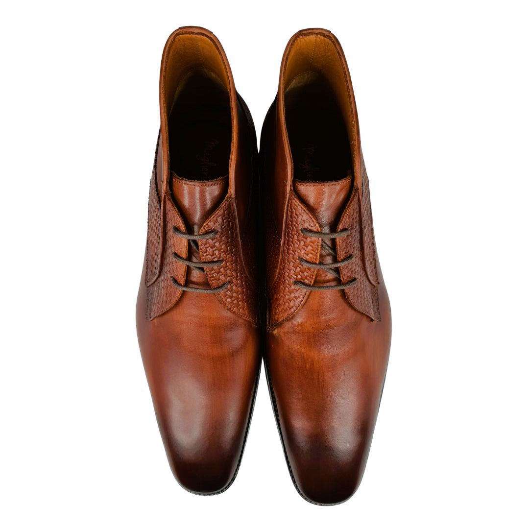 Chukka HOWARD